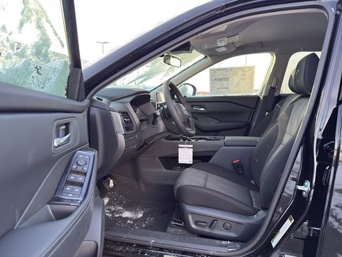 New 2026 Nissan Rogue SV w/ Cold Weather Package image 11