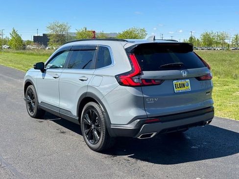 Used 2023 Honda CR-V Sport Touring image 6