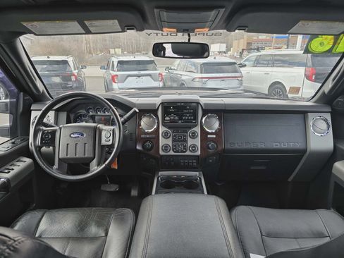 Used 2016 Ford F350 Lariat w/ Lariat Interior Package image 15