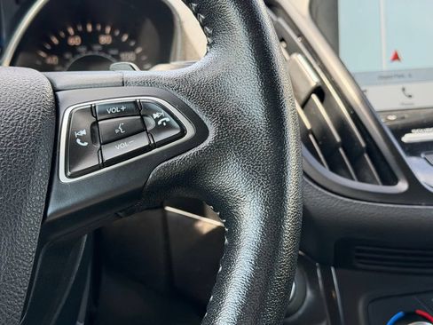 Used 2017 Ford Escape Titanium AWD/4WD image 23