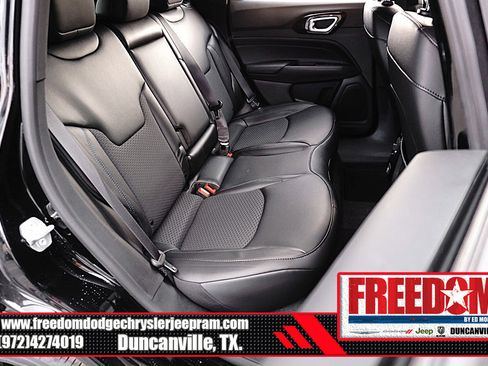 New 2026 Jeep Compass Latitude image 16