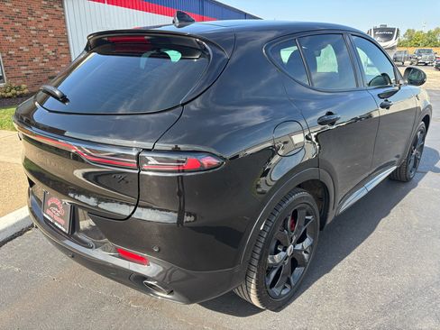 Used 2024 Dodge Hornet R/T Plus image 3