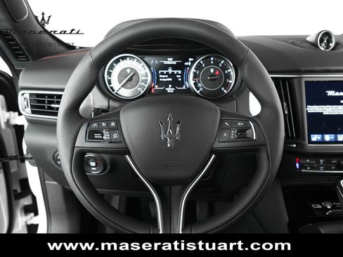 New 2024 Maserati Levante GT Ultima AWD/4WD image 27