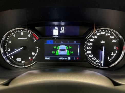 Used 2021 Cadillac XT4 Sport w/ Sun And Sound Package AWD/4WD image 13