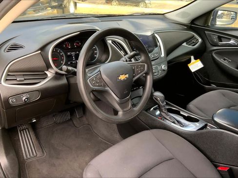 Used 2022 Chevrolet Malibu LS image 17