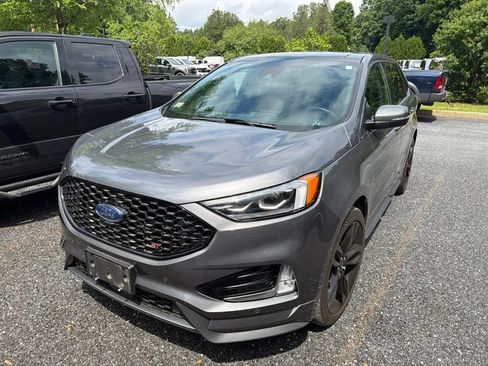 Used 2022 Ford Edge ST w/ Equipment Group 401A AWD/4WD image 3