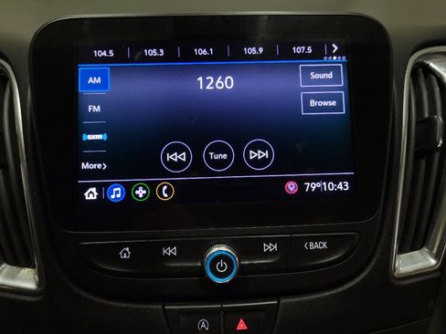 Used 2020 Chevrolet Malibu LT FWD image 25