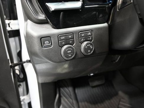 New 2026 Chevrolet Silverado 1500 LT image 24