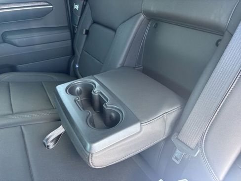 Used 2024 Chevrolet Silverado 1500 LTZ w/ LTZ Premium Package AWD/4WD image 27