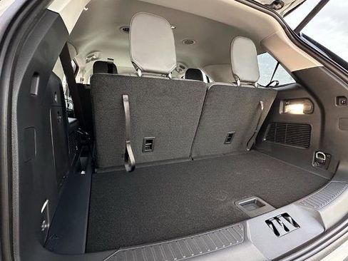 New 2026 Ford Explorer Active w/ Active Comfort Package image 29