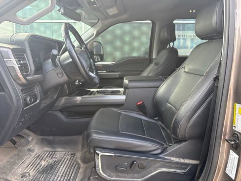 Certified 2023 Ford F350 Lariat w/ FX4 Off-Road Package AWD/4WD image 9