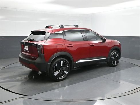 New 2025 Nissan Kicks SR w/ SR Premium Package image 11