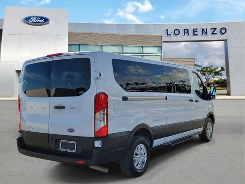 Used 2023 Ford Transit 350 XLT image 3