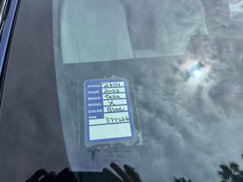 Used 2023 Tesla Model X image 27