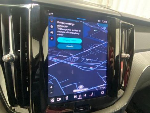 Certified 2025 Volvo XC60 B5 Plus image 18