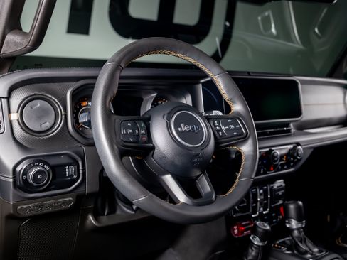 Used 2024 Jeep Wrangler Unlimited Rubicon 392 AWD/4WD image 34