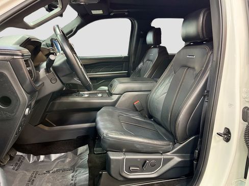 Used 2022 Ford Expedition Max Platinum AWD/4WD image 22