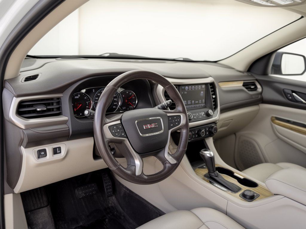 Used 2019 GMC Acadia Denali FWD image 4