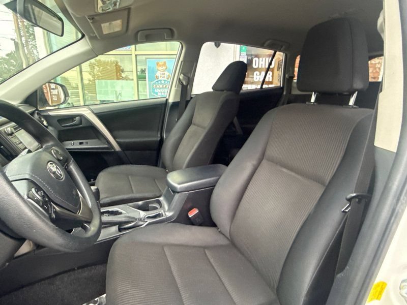 Used 2014 Toyota RAV4 LE AWD/4WD image 12