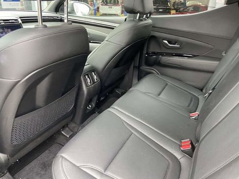 Certified 2024 Hyundai Santa Cruz Limited image 12