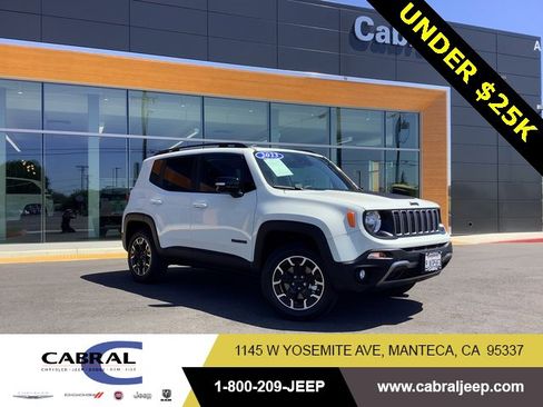 Used 2023 Jeep Renegade Latitude image 1