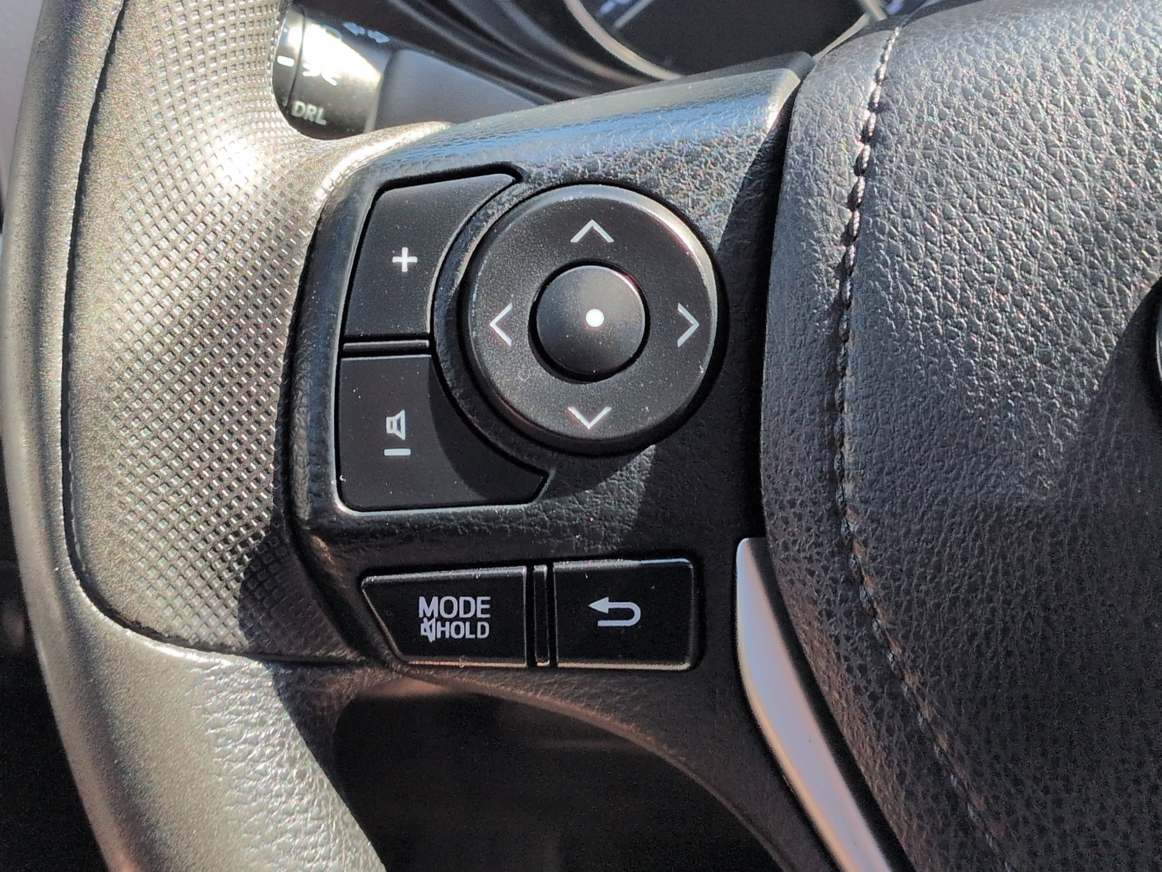 Used 2016 Toyota Corolla LE FWD image 20