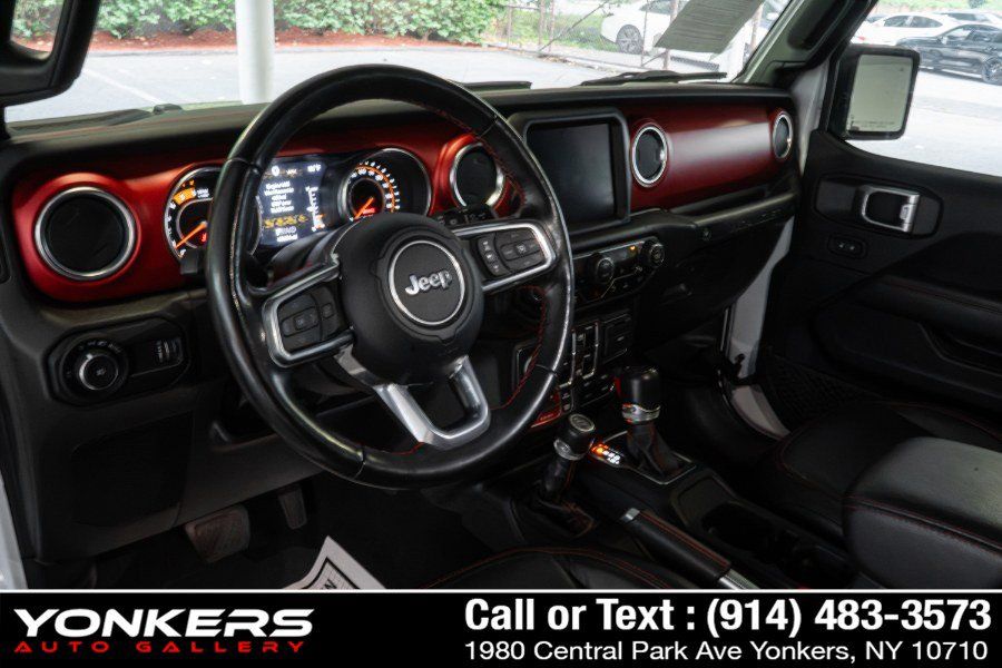 Used 2023 Jeep Wrangler Unlimited Rubicon w/ LED Lighting Group AWD/4WD image 28