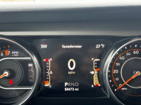 Certified 2019 Jeep Wrangler Unlimited Sahara image 27