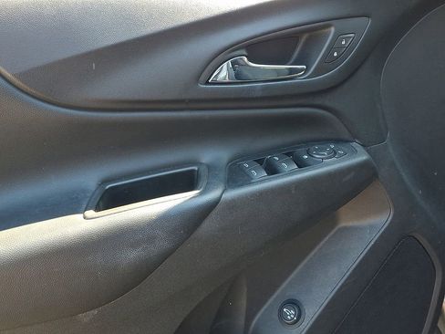Used 2019 Chevrolet Equinox LT image 12
