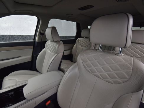 Used 2022 Hyundai Palisade Limited image 15