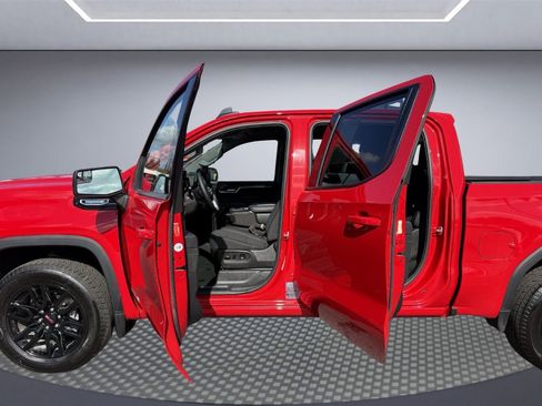Used 2025 GMC Sierra 1500 Elevation image 20