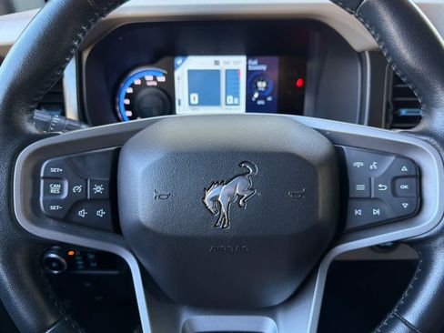 Used 2023 Ford Bronco Wildtrak AWD/4WD image 25