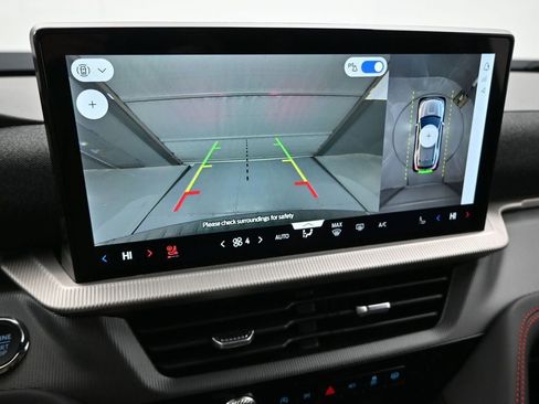 New 2026 Ford Explorer ST-Line w/ ST-Line Street Pack image 15