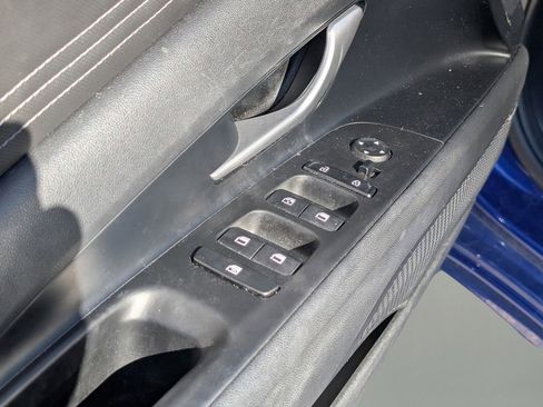 Used 2021 Hyundai Elantra SEL w/ Convenience + Premium Package image 15