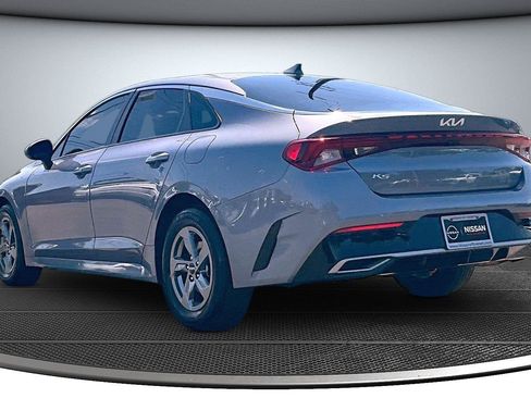 Used 2022 Kia K5 LXS FWD image 5
