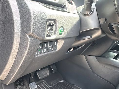 Used 2018 Honda Ridgeline RTL-E image 25