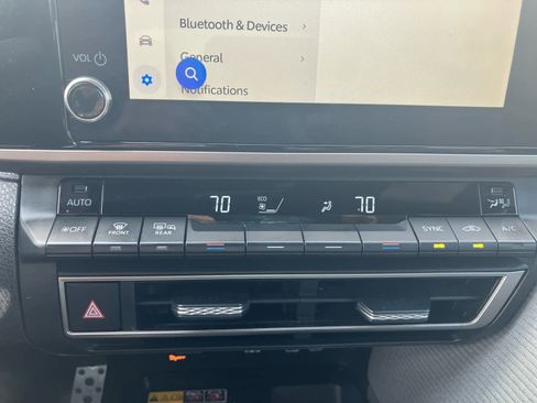 Certified 2025 Toyota Camry SE image 26