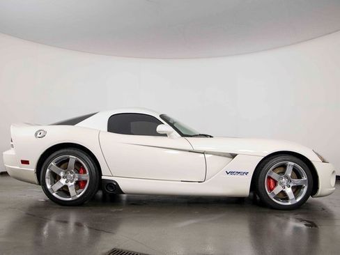 Used 2006 Dodge Viper SRT-10 w/ VOI9 Edition image 9
