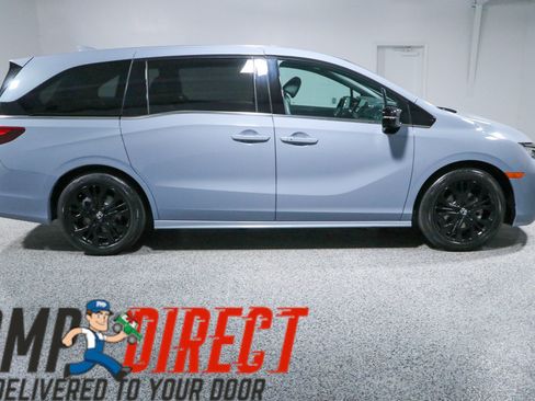 Used 2025 Honda Odyssey Sport-L image 6