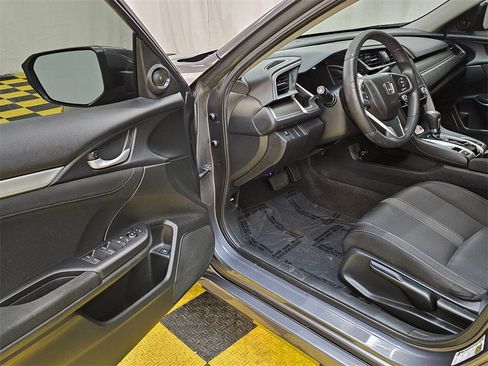 Used 2018 Honda Civic EX image 20