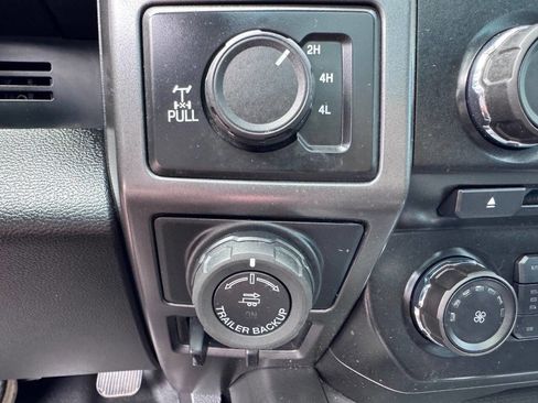 Used 2017 Ford F150 XLT w/ Equipment Group 302A Luxury image 28