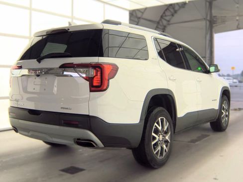 Used 2023 GMC Acadia SLE w/ Driver Convenience Package AWD/4WD image 3