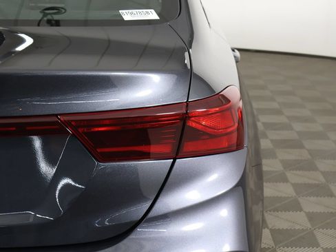 Used 2024 Kia Forte LXS w/ LXS Technology Package FWD image 15