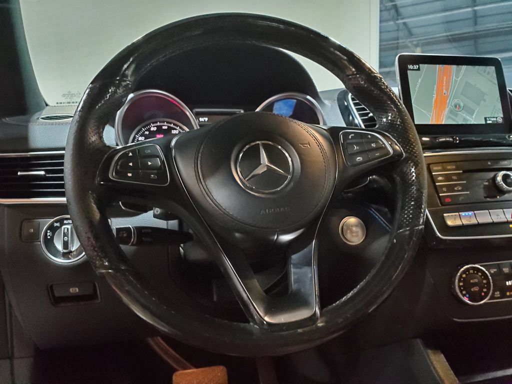 Used 2018 Mercedes-Benz GLS 550 4MATIC image 34