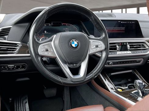 Used 2019 BMW X7 xDrive50i w/ Premium Package image 8