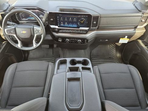Used 2023 Chevrolet Silverado 1500 LT AWD/4WD image 26