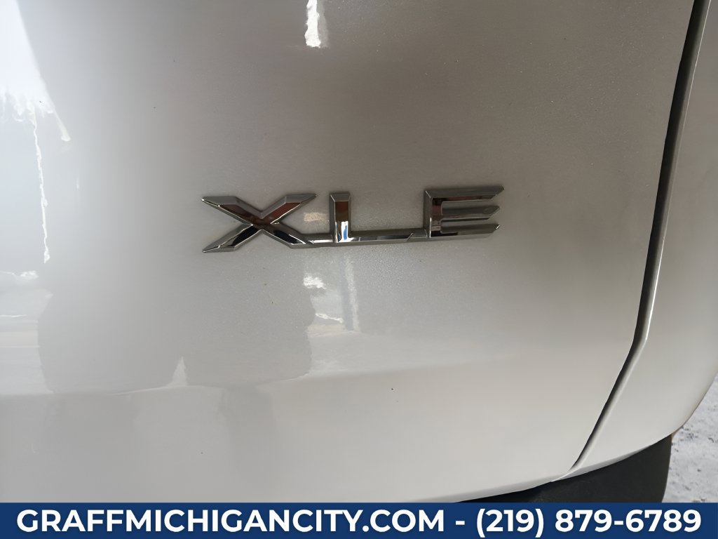 Used 2024 Toyota Grand Highlander AWD image 40