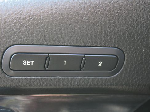 Used 2013 Kia Sorento EX w/ Premium Plus Pkg FWD image 21
