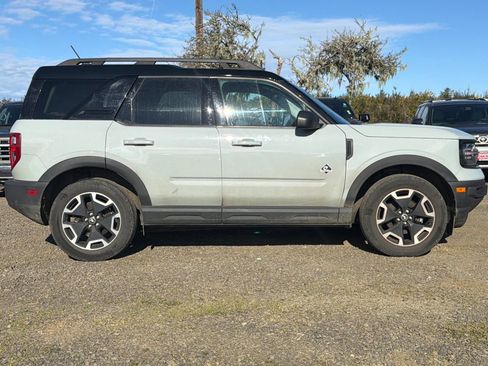 Used 2023 Ford Bronco Sport Outer Banks AWD/4WD image 4