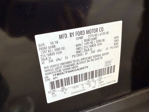 Certified 2019 Ford Explorer Limited w/ Ford Safe & Smart Package image 33